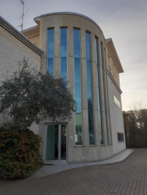 GOLD HOUSE Maranello